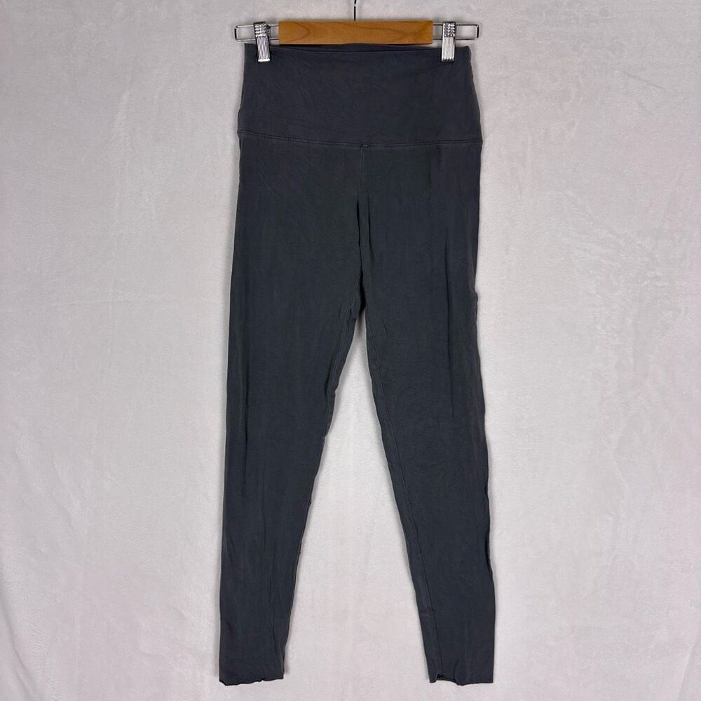 TNA‎ Aritzia Grey High Waisted Leggings Size Small